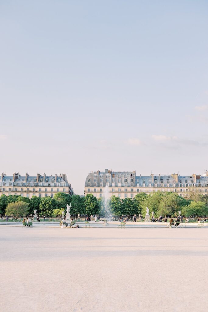 After Wedding Session am Louvre - ein abendlicher Spaziergang