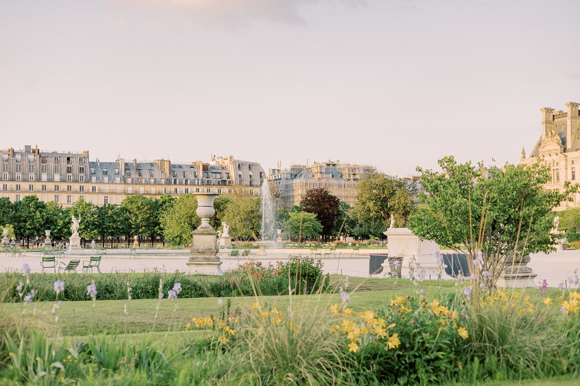 After Wedding Session am Louvre - ein abendlicher Spaziergang