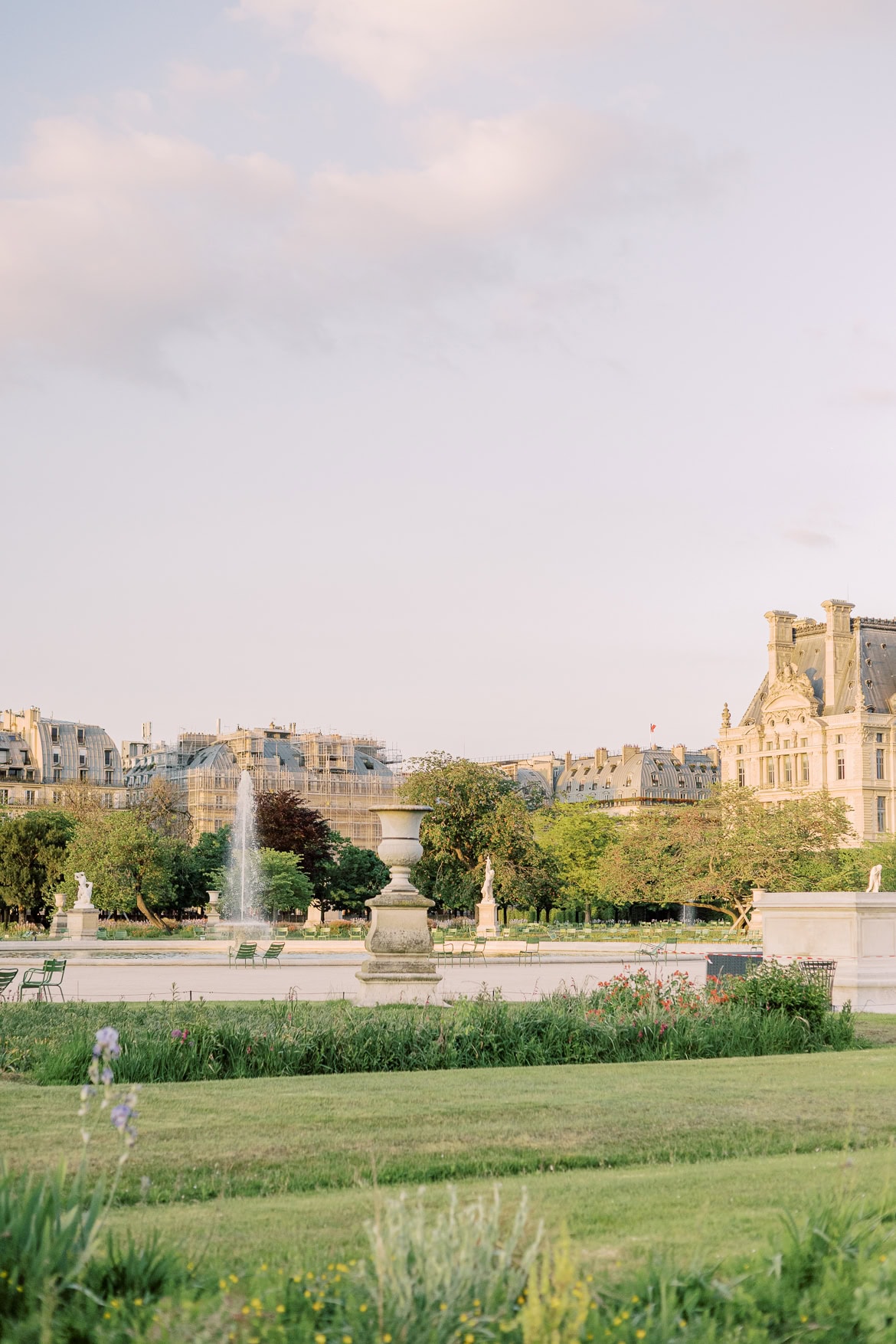 After Wedding Session am Louvre - ein abendlicher Spaziergang