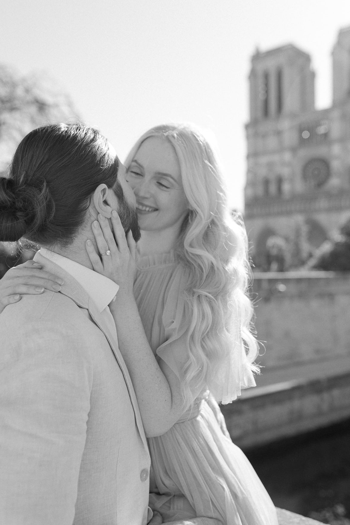 Verlobung an der Notre Dame - ein Editorial in Paris