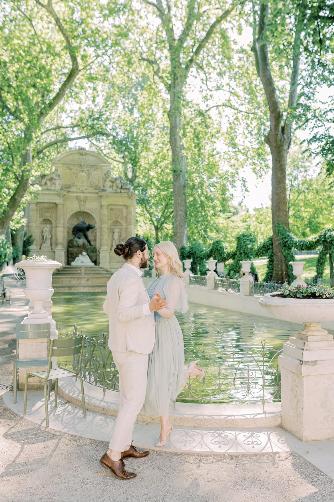 Verlobung an der Notre Dame - ein Editorial in Paris