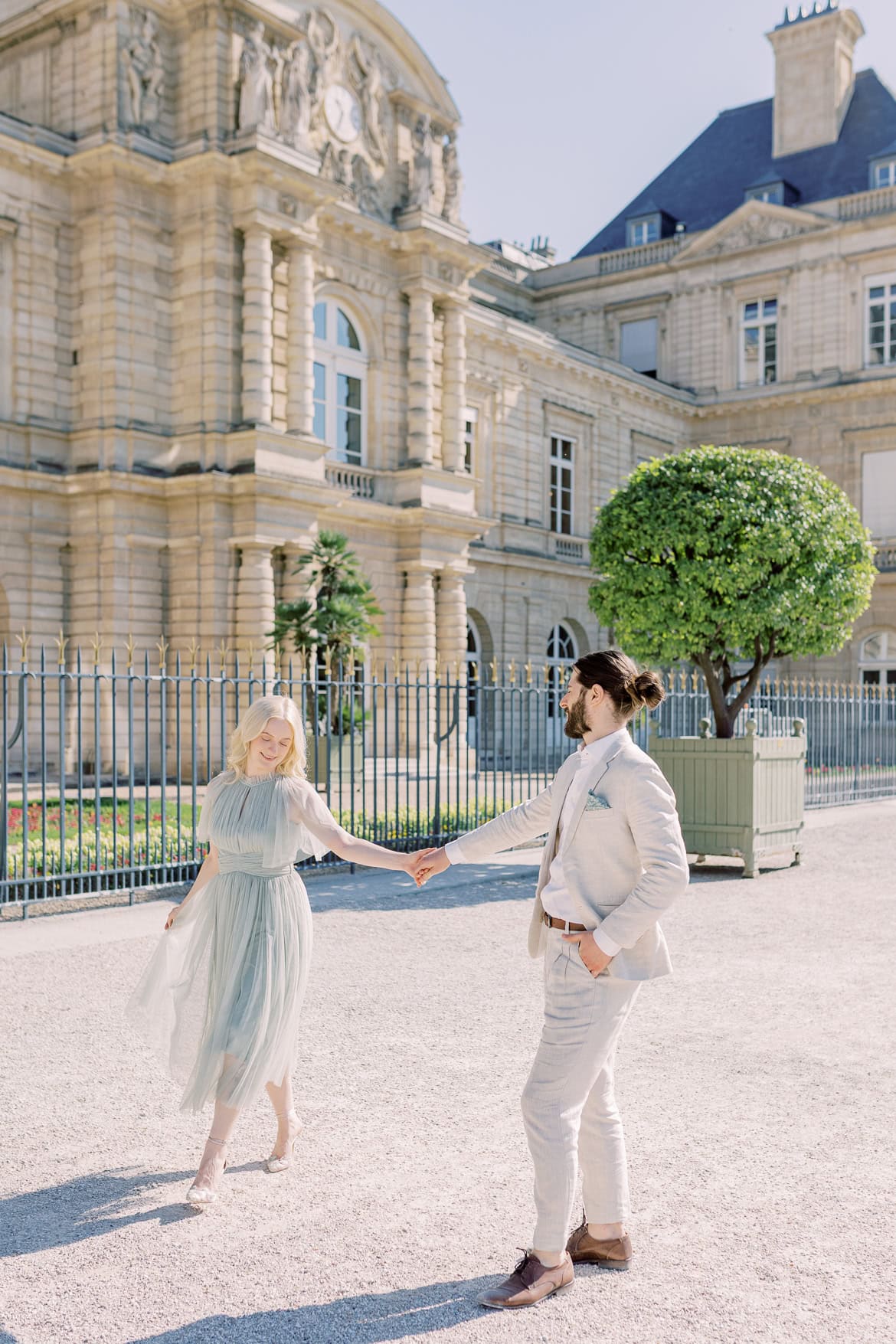 Verlobung an der Notre Dame - ein Editorial in Paris