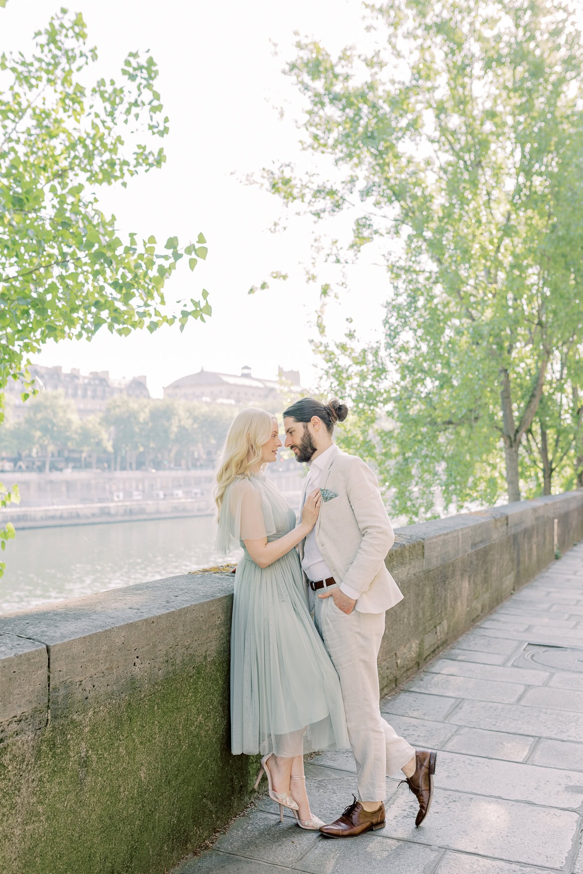 Verlobung an der Notre Dame - ein Editorial in Paris