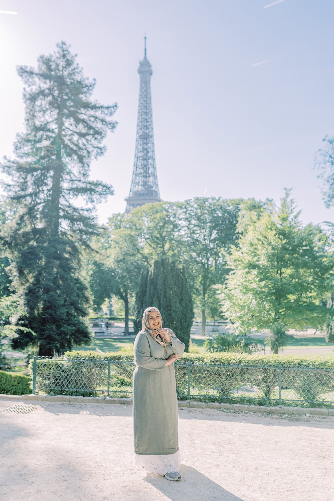 Freundinnen Session am Eiffelturm in Paris