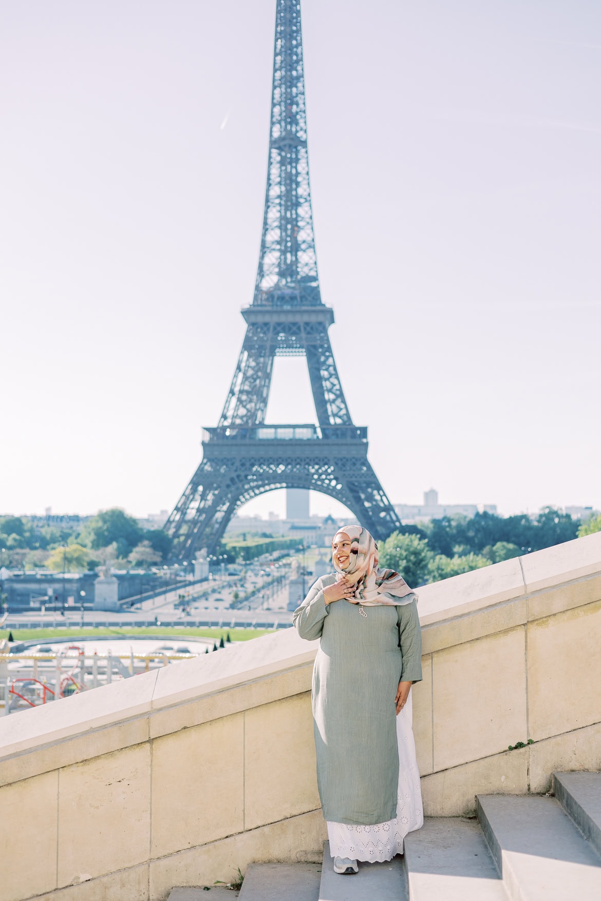 Freundinnen Session am Eiffelturm in Paris