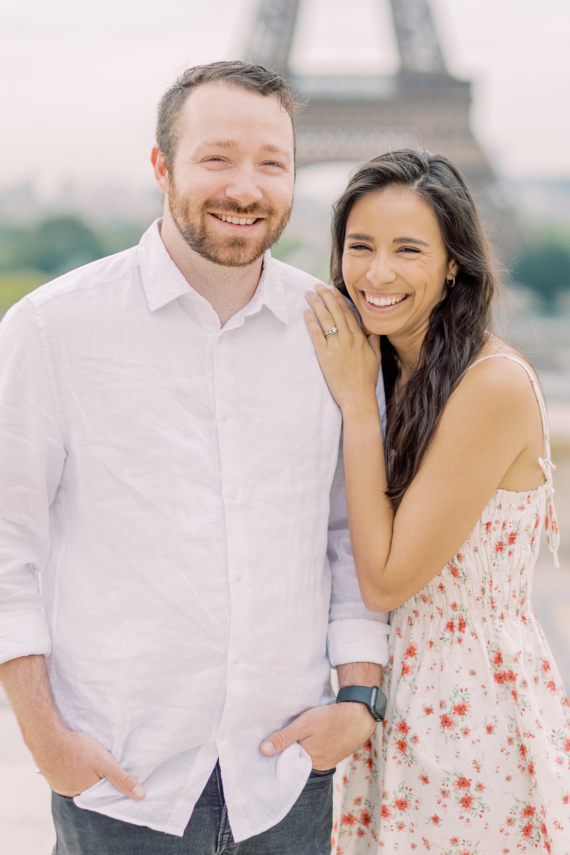 Pärchenfotos in Paris beim Eiffelturm