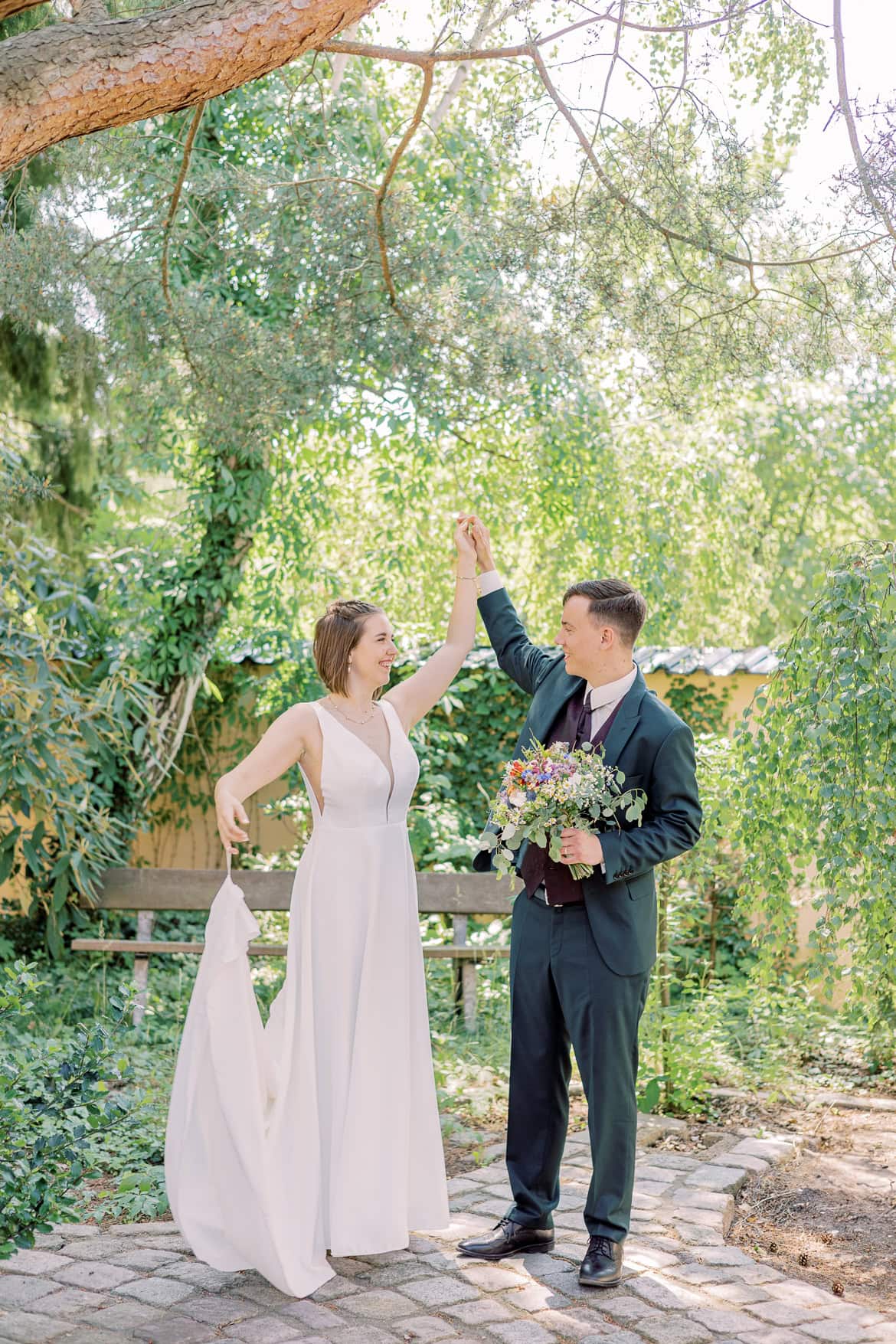 Hochzeit in Eichwalde mit freier Trauung in der Event Location "Baum & Ast"