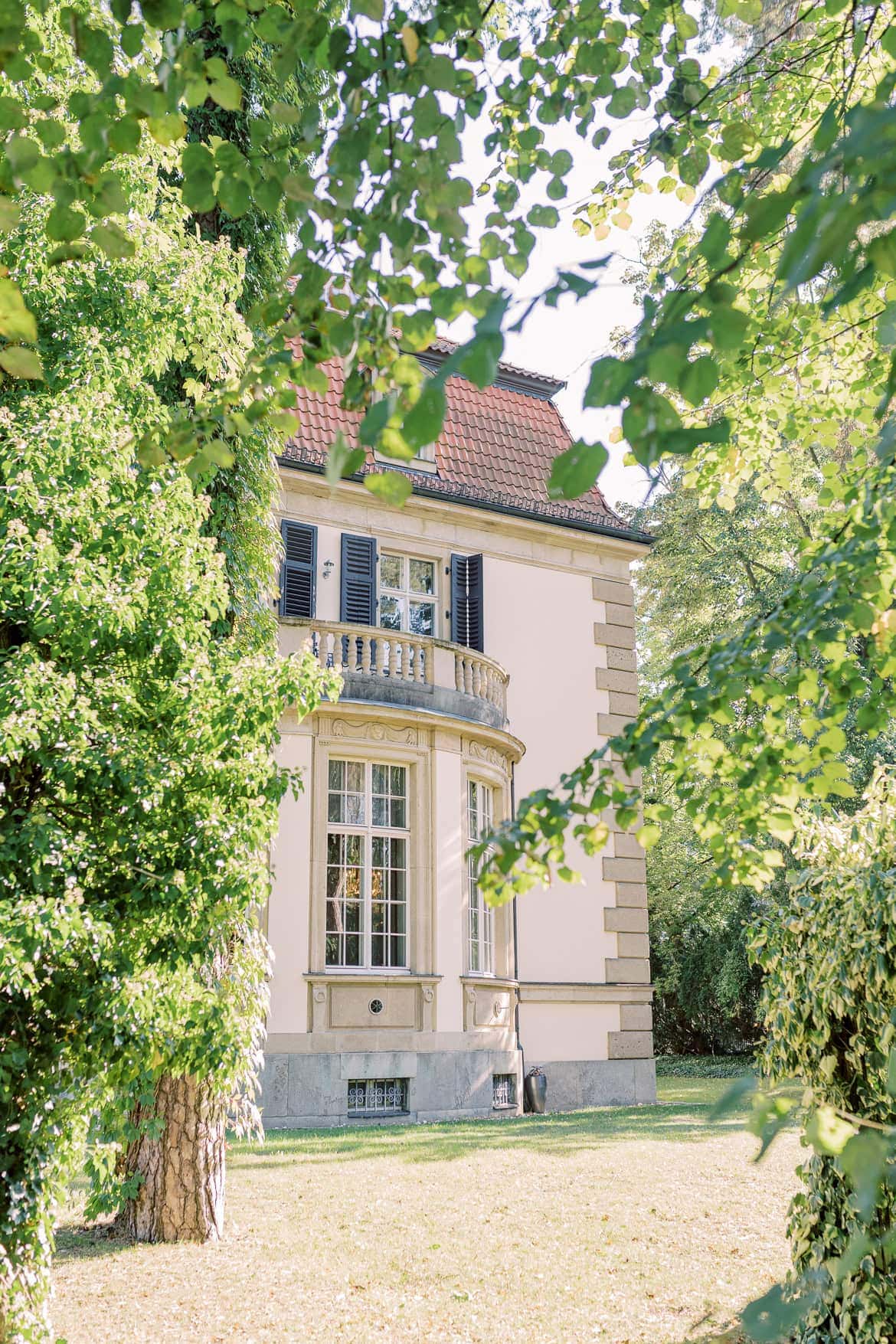 Freie Trauung und Feier im Patrick Hellmann Schlosshotel Berlin Grunewald