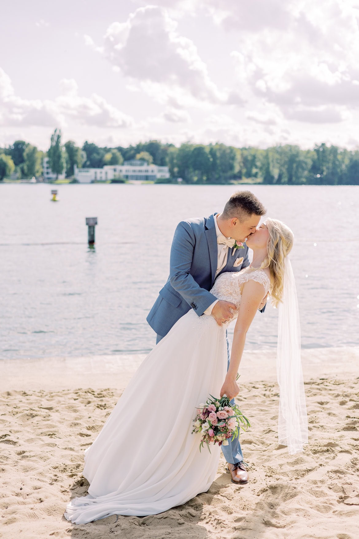 Trauung im Standesamt Köpenick mit Feier im Strandbad Wendenschloss