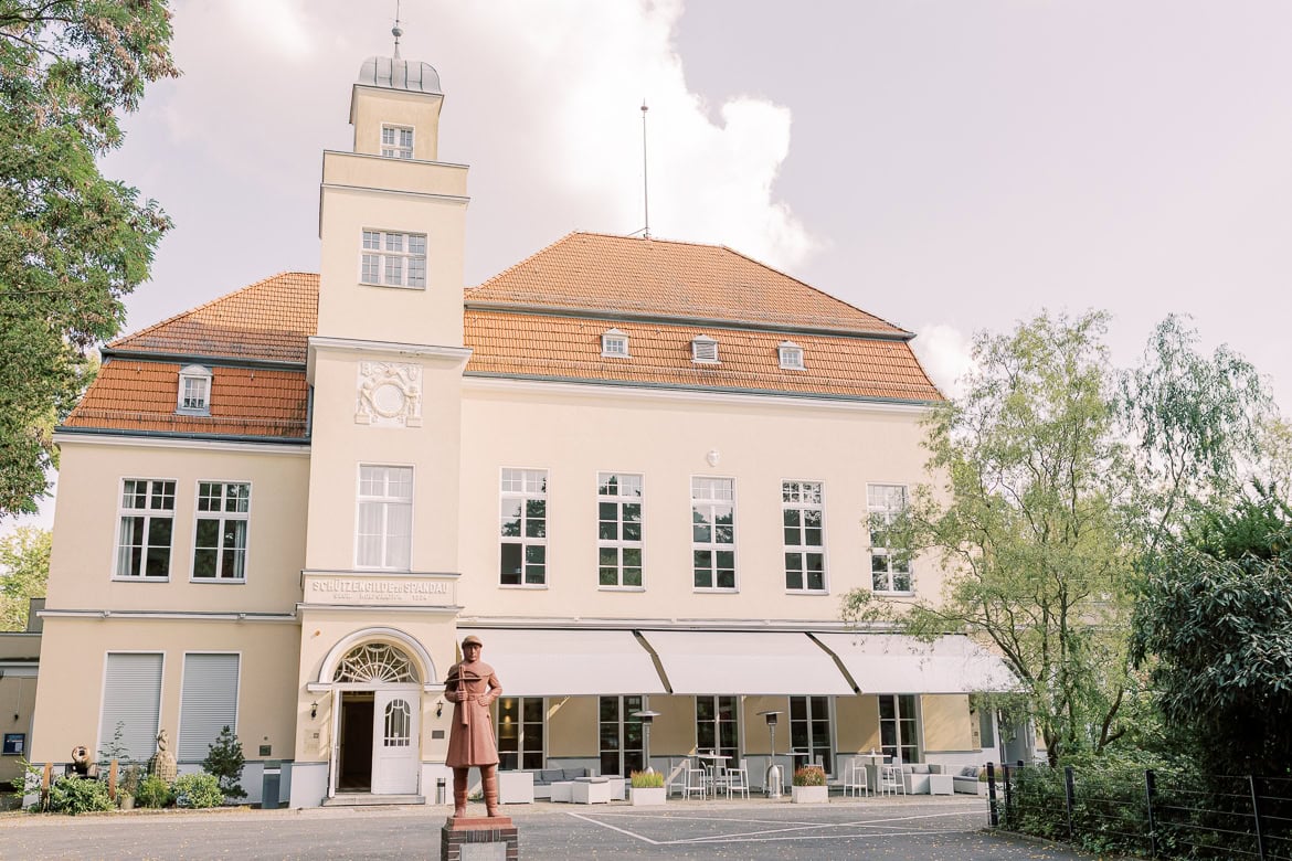 Hochzeit im Standesamt Spandau mit Feier in der Villa Schützenhof