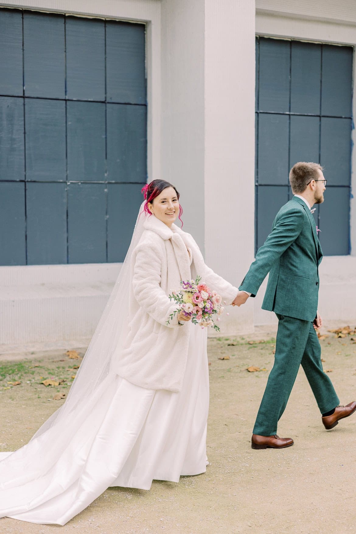 Japanisch inspiriert: Trauung im Standesamt Schöneberg und Feier im Spreespeicher Berlin