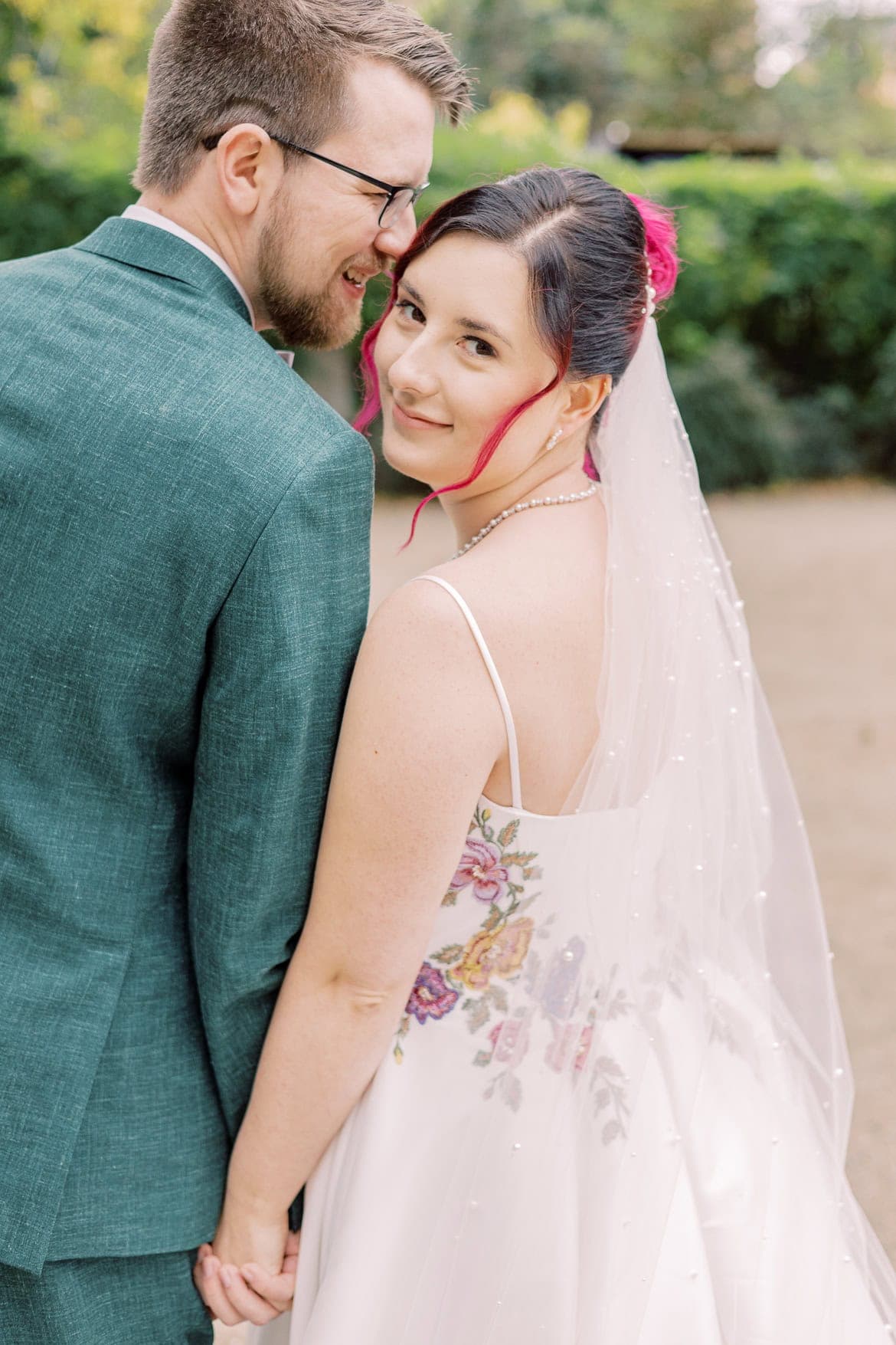 Japanisch inspiriert: Trauung im Standesamt Schöneberg und Feier im Spreespeicher Berlin