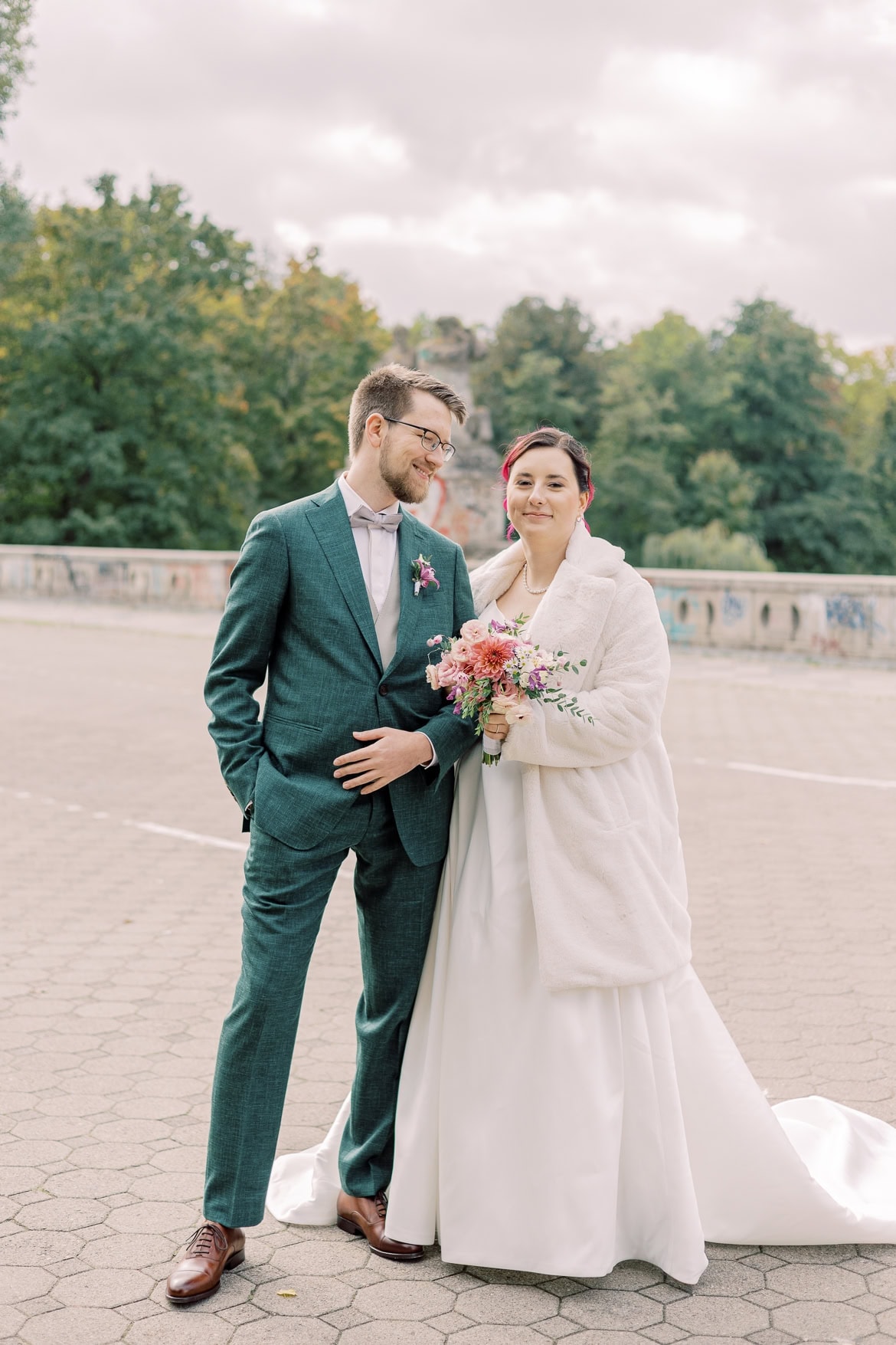 Japanisch inspiriert: Trauung im Standesamt Schöneberg und Feier im Spreespeicher Berlin