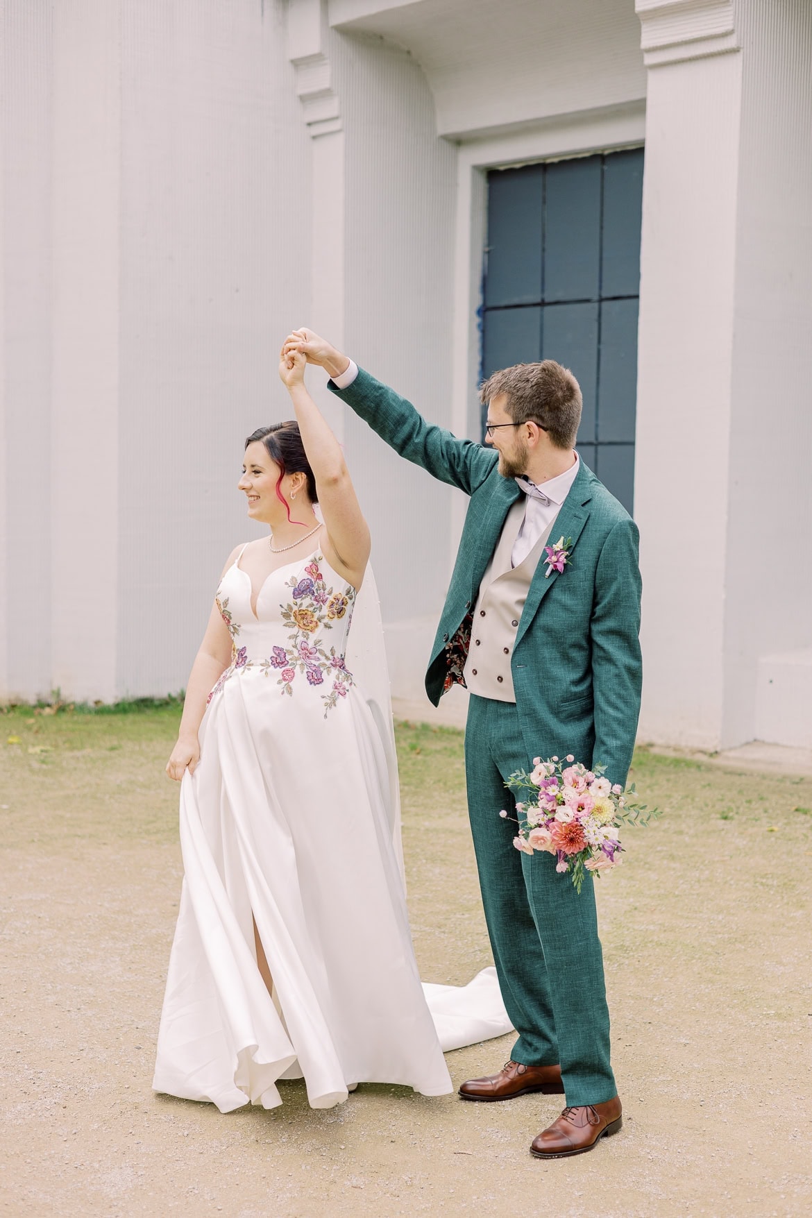 Japanisch inspiriert: Trauung im Standesamt Schöneberg und Feier im Spreespeicher Berlin