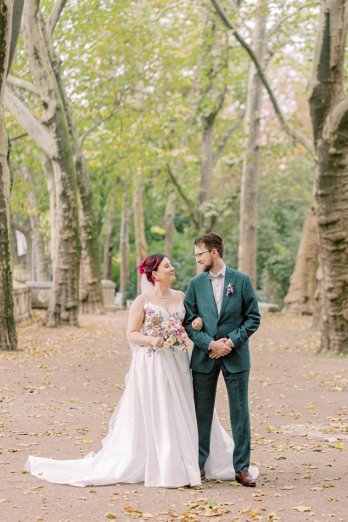 Japanisch inspiriert: Trauung im Standesamt Schöneberg und Feier im Spreespeicher Berlin