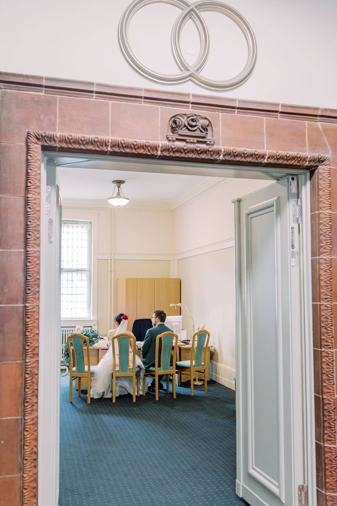 Japanisch inspiriert: Trauung im Standesamt Schöneberg und Feier im Spreespeicher Berlin