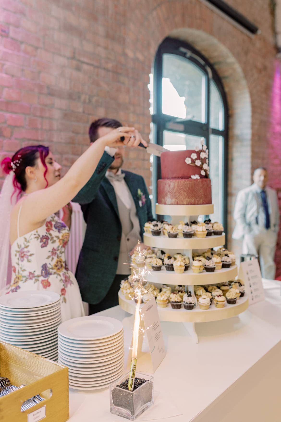 Japanisch inspiriert: Trauung im Standesamt Schöneberg und Feier im Spreespeicher Berlin