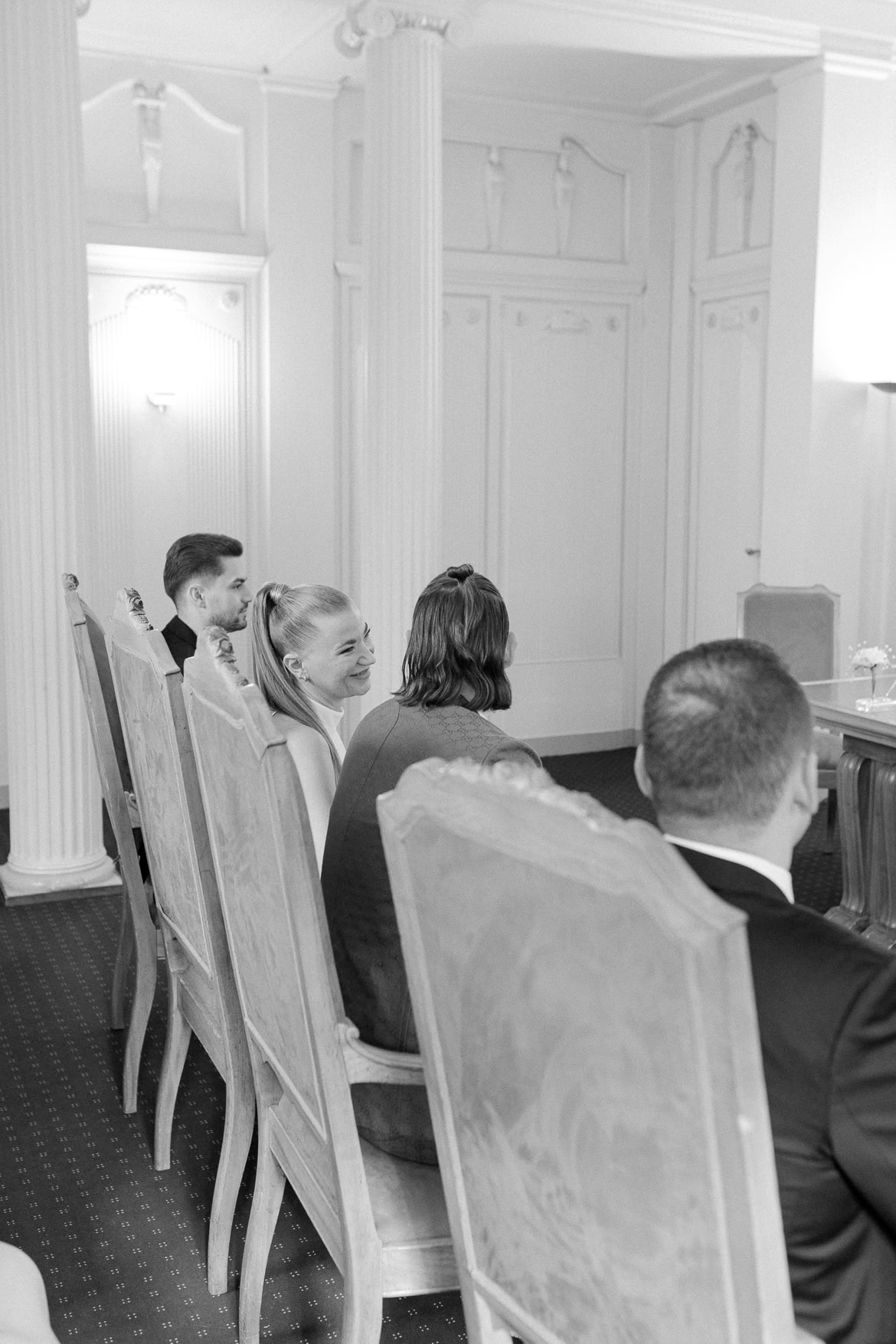 Standesamt Trauung im Herbst in Schöneberg