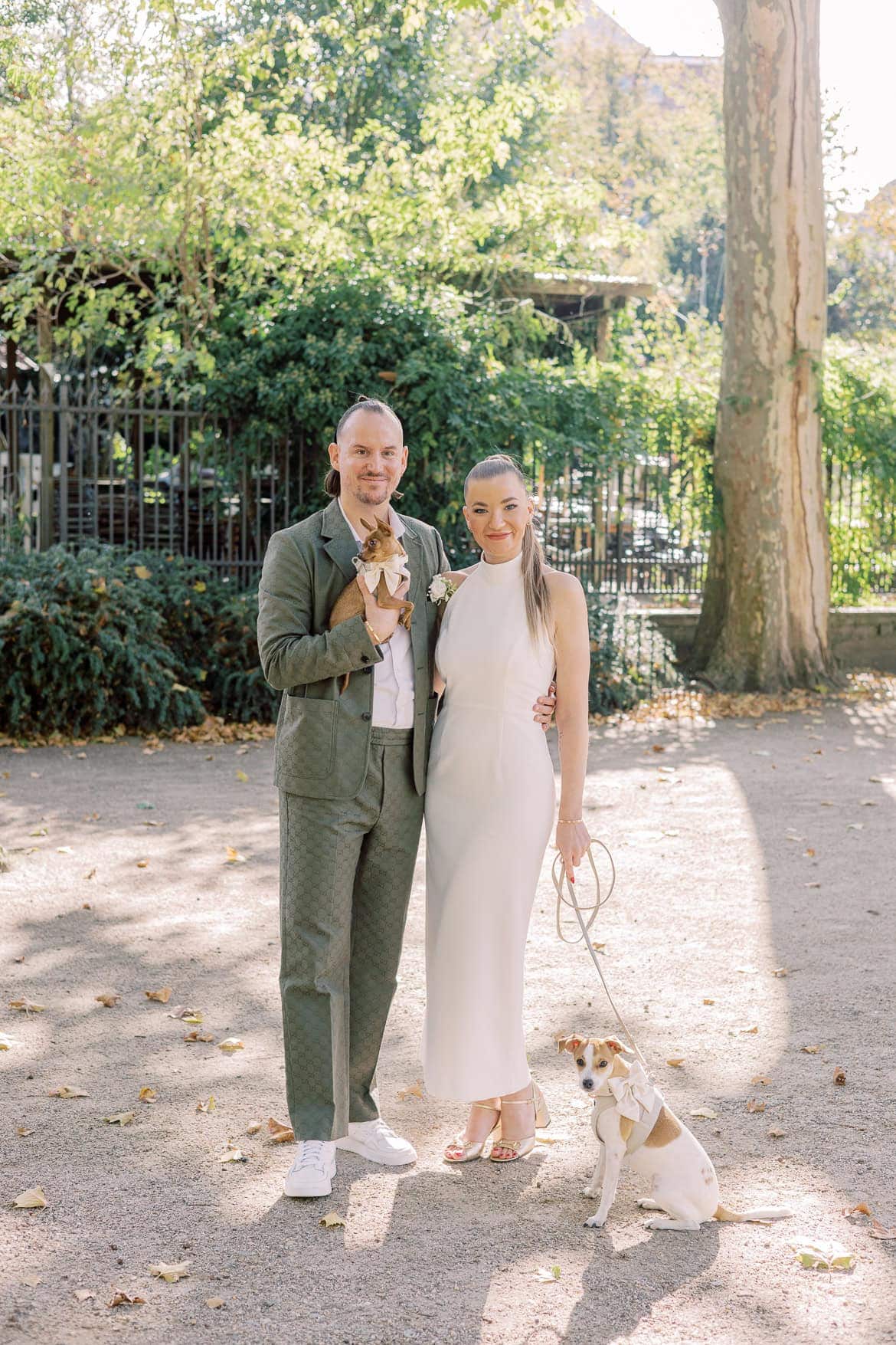 Standesamt Trauung im Herbst in Schöneberg