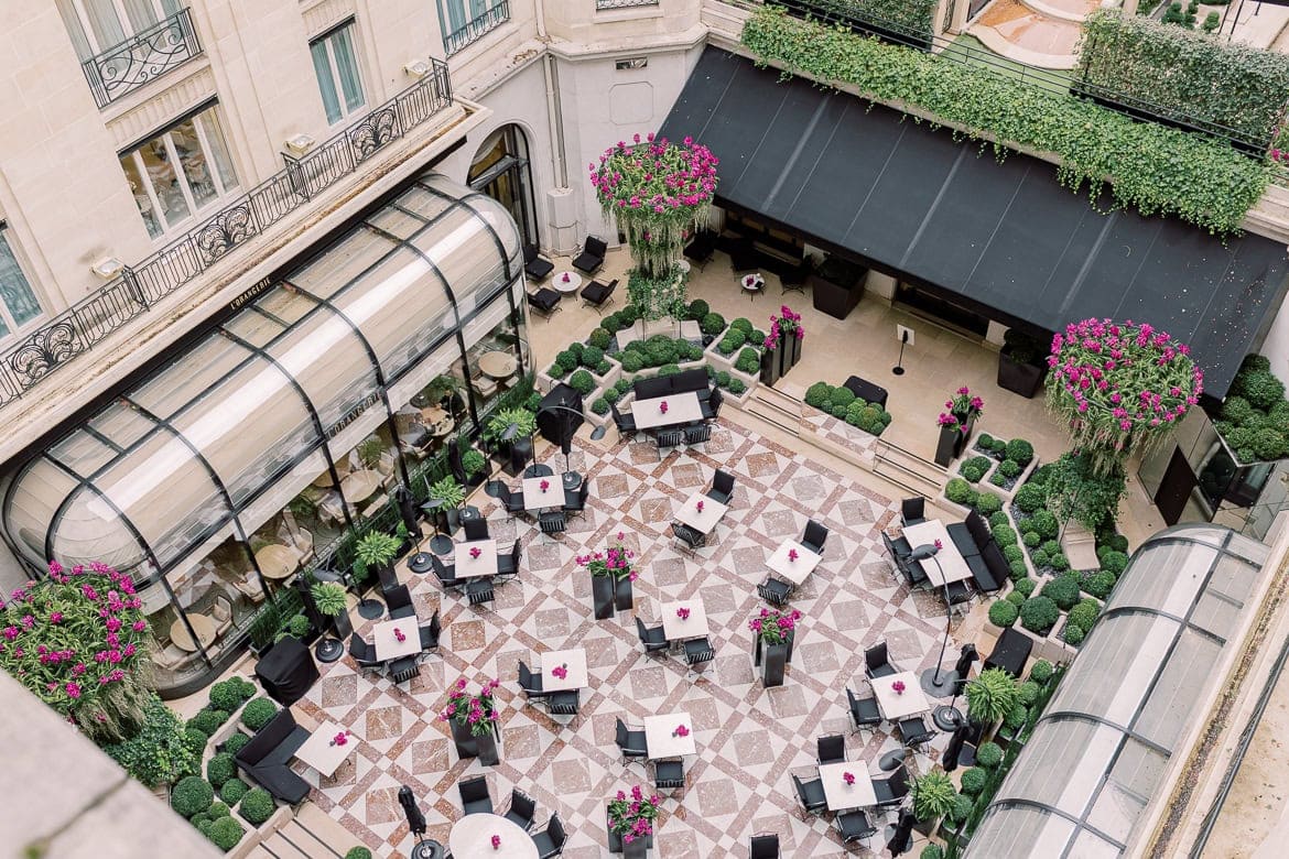 Sinnliche Portraits im Four Seasons Hotel George V Paris